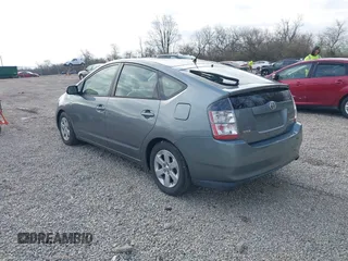 2004 Toyota Prius with VIN JTDKB20U940108513, listed as a IAAI auction lot 41933707 with 216,364 mi miles. Bid and sale history available at carsss.com. Image 3.