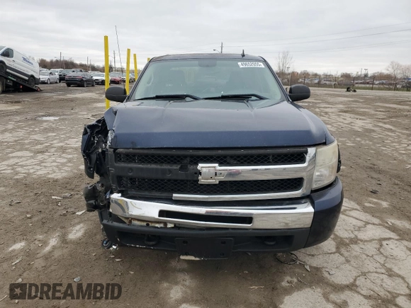 2010 Chevrolet Silverado 1500 1HY with VIN 3GCXKUEJ0AG131282, listed as a Copart auction lot 49652055 with 209,901 mi miles and Salvage Title. Bid and sale history available at DreamBid. Image 5.