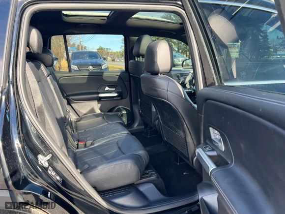 2020 Mercedes-Benz GLB with VIN WDC4M4HB5LW009758, listed as a Copart auction lot 53398435 with 91,312 mi miles and Clean Title. Bid and sale history available at carsss.com. Image 6.