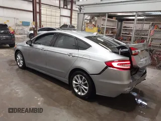 2020 Ford Fusion SE with VIN 3FA6P0HD9LR126820, listed as a IAAI auction lot 41871187 with 48,268 mi miles. Bid and sale history available at carsss.com. Image 3.