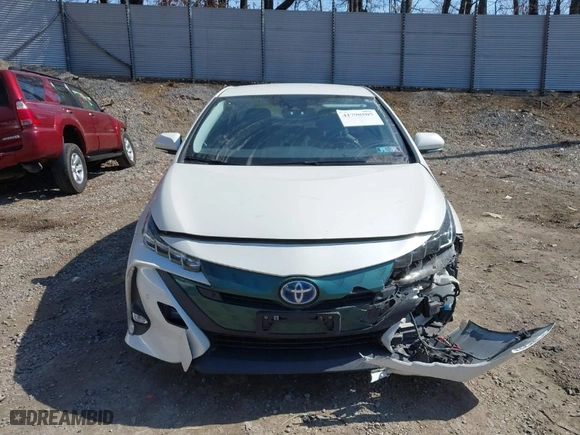 2017 Toyota Prius Prime Plus with VIN JTDKARFPXH3062627, listed as a IAAI auction lot 41790505 with NaN miles. Bid and sale history available at carsss.com. Image 13.
