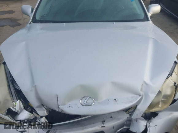 2005 Lexus ES 330 with VIN JTHBA30G355134384, listed as a IAAI auction lot 41895656 with 162,995 mi miles. Bid and sale history available at carsss.com. Image 14.