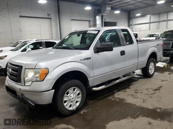 2012 Ford F-150 XL with VIN 1FTEX1EM0CKD08992, listed as a Copart auction lot 82413114 with 79,843 mi miles and Salvage Title. Bid and sale history available at carsss.com. Image 1.