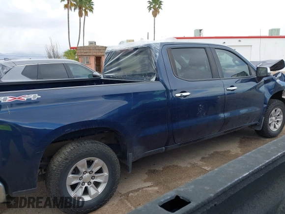 2021 Chevrolet Silverado 1500 LT z VIN 1GCUYDET2MZ373160, wystawiony jako IAAI lot #41970348 z przebiegiem 55 079 mil mil oraz . Historia ofert i sprzedaży dostępna na DreamBid. Obrazek 13.
