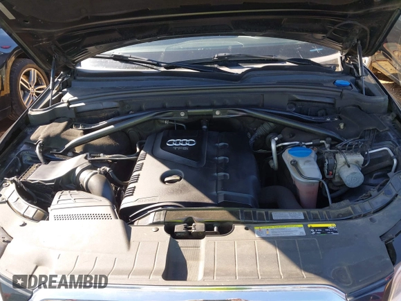 2015 Audi Q5 Premium with VIN WA1CFAFP9FA145346, listed as a IAAI auction lot 41470404 with 167,210 mi miles. Bid and sale history available at carsss.com. Image 10.