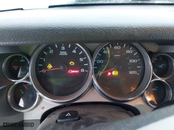 2007 Chevrolet Silverado 1500 LTZ with VIN 1GCEK190X7Z608395, listed as a IAAI auction lot 41350071 with 252,184 mi miles. Bid and sale history available at carsss.com. Image 7.