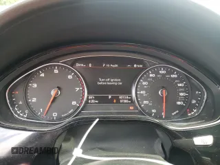 2018 Audi A8 z VIN WAU44AFD5JN000616, wystawiony jako Copart lot #71856744 z przebiegiem 97 393 mil mil oraz Szkoda całkowita • Salvage title. Historia ofert i sprzedaży dostępna na DreamBid. Obrazek 9.