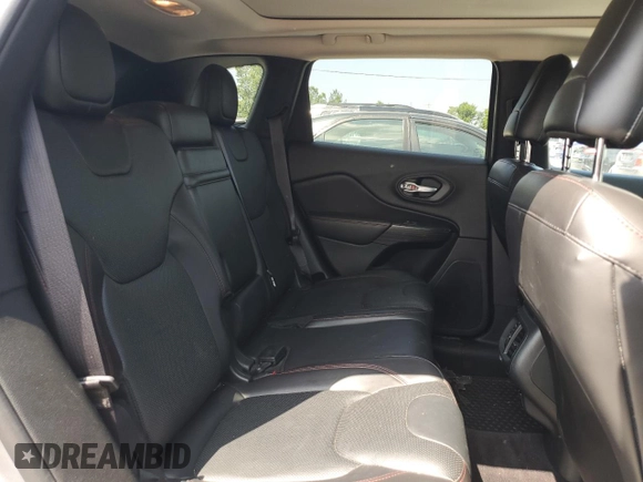 2016 Jeep Cherokee Trailhawk with VIN 1C4PJMBS4GW353088, listed as a Copart auction lot 62275145 with 129,758 mi miles and Clean title. Bid and sale history available at DreamBid. Image 11.