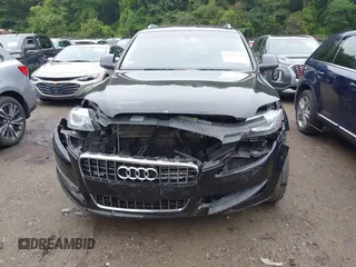 2015 Audi Q7 Premium Plus with VIN WA1LGAFEXFD028885, listed as a IAAI auction lot 42619526 with 145,126 mi miles and . Bid and sale history available at DreamBid. Image 13.