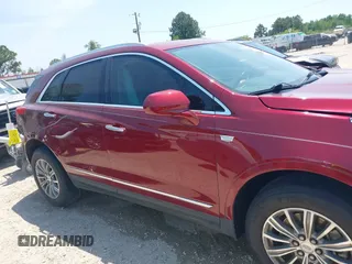 2017 Cadillac XT5 Luxury FWD z VIN 1GYKNBRS4HZ157025, wystawiony jako IAAI lot #42054534 z przebiegiem 78 276 mil mil oraz . Historia ofert i sprzedaży dostępna na DreamBid. Obrazek 13.