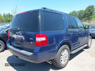 2012 Ford Expedition XLT with VIN 1FMJU1J54CEF08340, listed as a IAAI auction lot 42405010 with Not provided miles and . Bid and sale history available at DreamBid. Image 4.