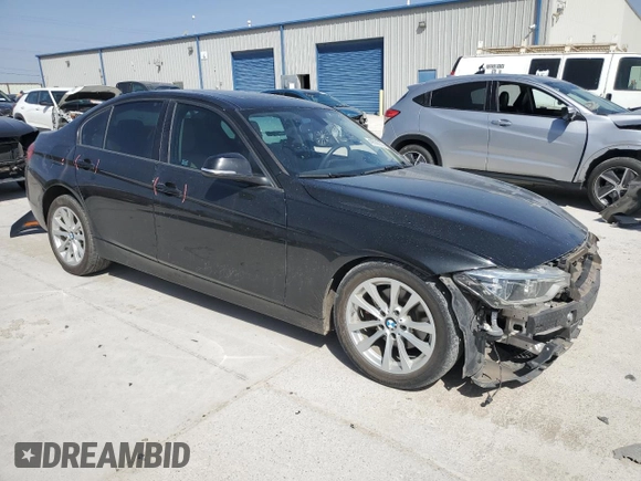 2018 BMW 3 Series 320i with VIN WBA8E1G5XJNU91447, listed as a Copart auction lot 49338895 with 114,191 mi miles and Salvage Title. Bid and sale history available at carsss.com. Image 4.