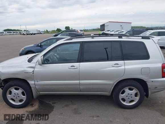 2004 Toyota Highlander с VIN JTEEP21A040055165, выставлен на аукционе IAAI как лот 42346273 с пробегом 198 565 миль миль и . История ставок и продаж доступна на DreamBid. Изображение 14.