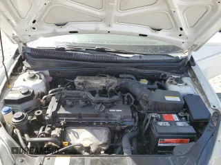 2006 Hyundai Accent GLS z VIN KMHCN46C16U013795, wystawiony jako Copart lot #60937485 z przebiegiem 133 964 mil mil oraz Czysty tytuł • Clean title. Historia ofert i sprzedaży dostępna na DreamBid. Obrazek 11.