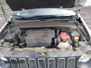 2018 Jeep Renegade Altitude z VIN ZACCJABB0JPJ52125, wystawiony jako IAAI lot #42262220 z przebiegiem 67 857 mil mil oraz . Historia ofert i sprzedaży dostępna na DreamBid. Obrazek 10.