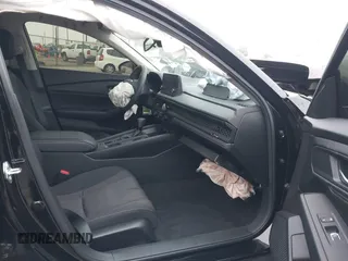 2024 Honda Accord EX с VIN 1HGCY1F30RA031898, выставлен на аукционе IAAI как лот 41059841 с пробегом 24 368 миль миль и . История ставок и продаж доступна на DreamBid. Изображение 5.