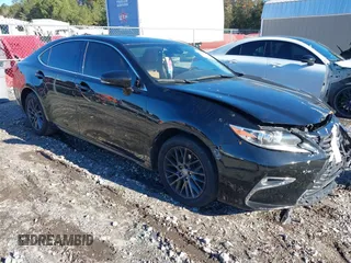 2018 Lexus ES with VIN 58ABK1GG7JU085607, listed as a IAAI auction lot 40888764 with 123,116 mi miles. Bid and sale history available at carsss.com. Image 1.