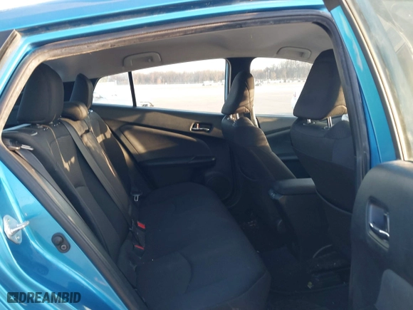 2019 Toyota Prius LE with VIN JTDL9RFU2K3013061, listed as a IAAI auction lot 41797721 with 122,721 mi miles. Bid and sale history available at carsss.com. Image 8.