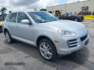 2010 Porsche Cayenne z VIN WP1AA2APXALA04791, wystawiony jako IAAI lot #42209029 z przebiegiem 148 202 mil mil oraz . Historia ofert i sprzedaży dostępna na DreamBid. Obrazek 1.