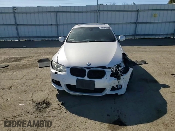 2011 BMW 3 Series 328i z VIN WBAKE5C55BE755050, wystawiony jako Copart lot #45575455 z przebiegiem 148 301 mil mil oraz Szkoda całkowita • Salvage title. Historia ofert i sprzedaży dostępna na DreamBid. Obrazek 10.