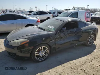 2008 Hyundai Tiburon GT z VIN KMHHN66F18U286993, wystawiony jako Copart lot #48743215 z przebiegiem 181 936 mil mil oraz Szkoda całkowita • Salvage title. Historia ofert i sprzedaży dostępna na DreamBid. Obrazek 1.