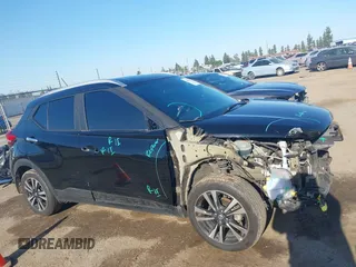 2019 Nissan Kicks S with VIN 3N1CP5CU5KL506114, listed as a IAAI auction lot 41999927 with 80,576 mi miles and . Bid and sale history available at carsss.com. Image 14.