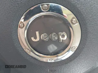 2006 Jeep Commander Limited с VIN 1J8HG58266C285594, выставлен на аукционе IAAI как лот 42671312 с пробегом 228 443 миль миль и . История ставок и продаж доступна на DreamBid. Изображение 12.