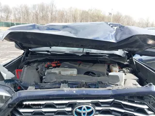 2022 Toyota Tundra Capstone Hybrid with VIN 5TFVC5DB5NX009829, listed as a IAAI auction lot 41983391 with 70,015 mi miles and . Bid and sale history available at DreamBid. Image 10.