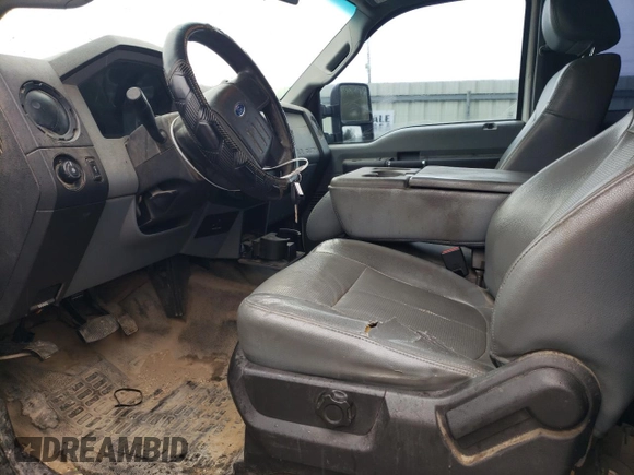 2013 Ford F-250 XLT with VIN 1FT7X2ATXDEA89535, listed as a Copart auction lot 45032825 with 304,653 mi miles and Clean title. Bid and sale history available at DreamBid. Image 7.