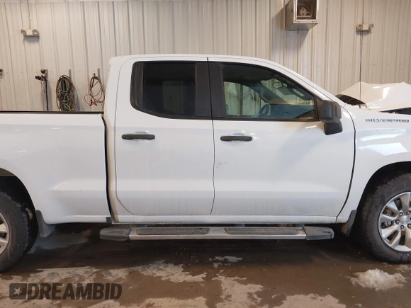 2019 Chevrolet Silverado 1500 Custom with VIN 1GCRYBEH2KZ411456, listed as a IAAI auction lot 41298577 with 75,731 mi miles and . Bid and sale history available at DreamBid. Image 13.