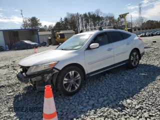 2013 Honda Crosstour EX-L with VIN 5J6TF1H55DL001225, listed as a Copart auction lot 46362215 with 216,923 mi miles and Salvage Title. Bid and sale history available at carsss.com. Image 1.