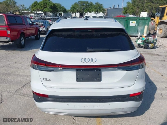 2023 Audi Q4 e-tron Premium Plus with VIN WA1BCBFZ2PP006122, listed as a IAAI auction lot 39345532 with NaN miles. Bid and sale history available at carsss.com. Image 15.
