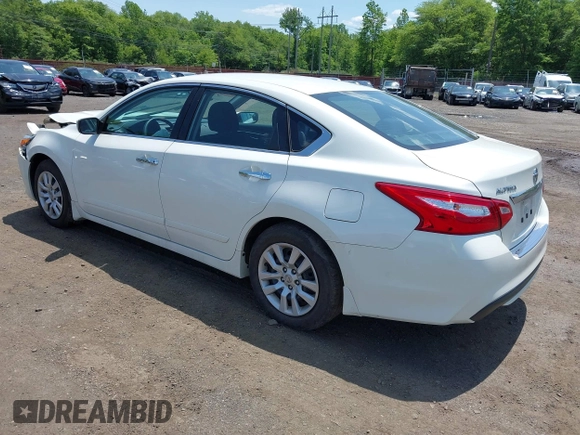 2017 Nissan Altima SR with VIN 1N4AL3AP0HC137206, listed as a IAAI auction lot 42399716 with 54,708 mi miles and . Bid and sale history available at DreamBid. Image 3.