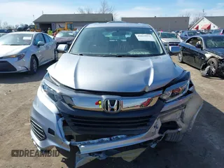 2022 Honda HR-V LX with VIN 3CZRU6H32NM736398, listed as a IAAI auction lot 41859975 with 17,573 mi miles. Bid and sale history available at carsss.com. Image 12.