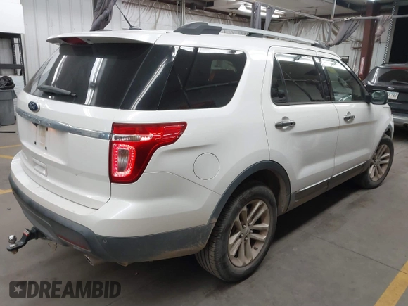 2013 Ford Explorer XLT with VIN 1FM5K7D80DGA08049, listed as a IAAI auction lot 41890490 with 156,810 mi miles and . Bid and sale history available at DreamBid. Image 4.