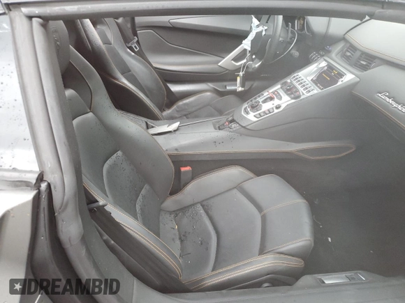 2014 Lamborghini Aventador z VIN ZHWUR1ZD6ELA03035, wystawiony jako Copart lot #66784084 z przebiegiem 23 771 mil mil oraz Szkoda całkowita • Salvage title. Historia ofert i sprzedaży dostępna na DreamBid. Obrazek 10.