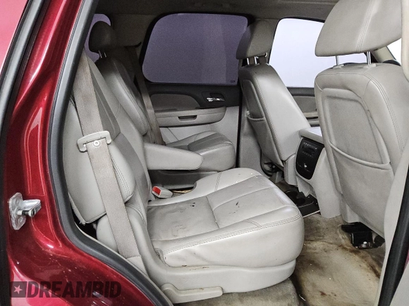 2007 GMC Yukon SLT z VIN 1GKFC13017J105965, wystawiony jako Copart lot #52262355 z przebiegiem 203 048 mil mil oraz Czysty tytuł • Clean title. Historia ofert i sprzedaży dostępna na DreamBid. Obrazek 11.
