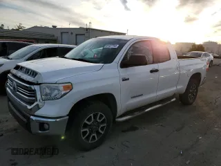 2017 Toyota Tundra SR z VIN 5TFUY5F19HX591052, wystawiony jako Copart lot #81427744 z przebiegiem 116 928 mil mil oraz Szkoda całkowita • Salvage title. Historia ofert i sprzedaży dostępna na DreamBid. Obrazek 1.