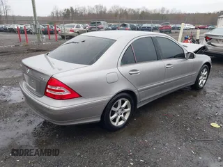 2007 Mercedes-Benz C 280 Luxury with VIN WDBRF92H27F882209, listed as a IAAI auction lot 41834105 with 174,656 mi miles and . Bid and sale history available at DreamBid. Image 4.