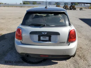 2017 MINI Hardtop Cooper with VIN WMWXP5C34H2F61072, listed as a Copart auction lot 57314695 with 46,693 mi miles and Salvage title. Bid and sale history available at DreamBid. Image 6.