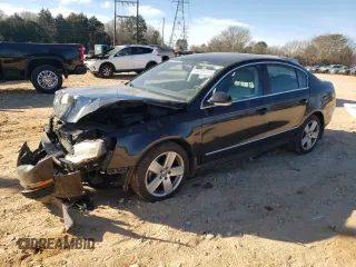 2008 Volkswagen Passat Turbo z VIN WVWJK73C28P081938, wystawiony jako Copart lot #43255115 z przebiegiem 167 156 mil mil oraz Szkoda całkowita • Salvage title. Historia ofert i sprzedaży dostępna na DreamBid. Obrazek 1.