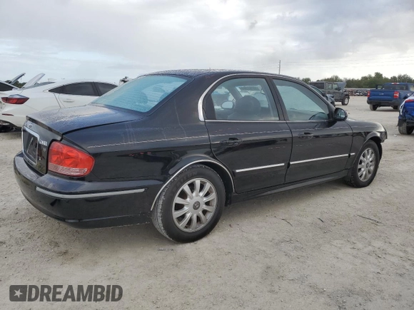 2004 Hyundai Sonata GLS with VIN KMHWF35H84A945380, listed as a Copart auction lot 85162364 with 139,584 mi miles and Salvage Title. Bid and sale history available at carsss.com. Image 3.