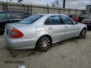2007 Mercedes-Benz E 550 with VIN WDBUF72X87B020870, listed as a Copart auction lot 78302684 with 222,043 mi miles and Clean Title. Bid and sale history available at DreamBid. Image 3.