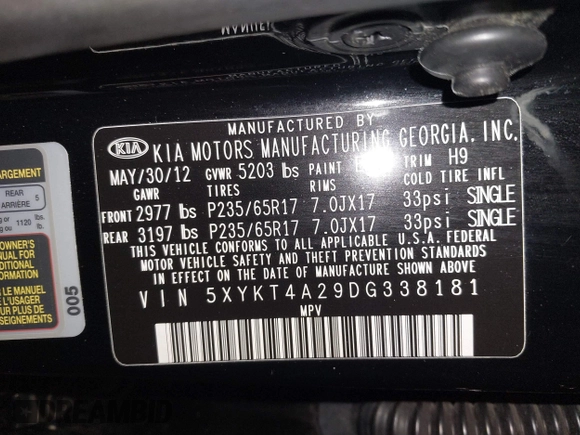 2013 Kia Sorento LX with VIN 5XYKT4A29DG338181, listed as a IAAI auction lot 41686858 with 147,629 mi miles. Bid and sale history available at carsss.com. Image 9.
