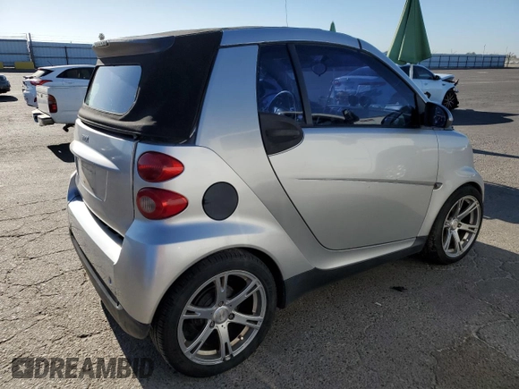 2009 Smart fortwo Passion with VIN WMEEK31X49K302911, listed as a Copart auction lot 63496915 with 44,047 mi miles and Salvage title. Bid and sale history available at DreamBid. Image 3.
