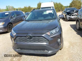 2020 Toyota RAV4 XLE with VIN JTMP1RFV1LJ028732, listed as a IAAI auction lot 41937050 with 40,839 mi miles. Bid and sale history available at carsss.com. Image 12.