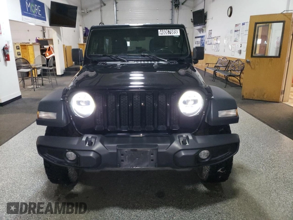 2022 Jeep Wrangler Unlimited Sport with VIN 1C4HJXDN1NW131568, listed as a Copart auction lot 46067685 with 45,609 mi miles and Clean Title. Bid and sale history available at DreamBid. Image 5.