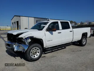 2015 Chevrolet Silverado 3500HD Work Truck with VIN 1GC4KYCG2FF580800, listed as a Copart auction lot 42622725 with 182,715 mi miles and Salvage Title. Bid and sale history available at DreamBid. Image 1.
