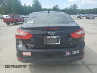 2013 Ford Focus SE с VIN 1FADP3F28DL279067, выставлен на аукционе Copart как лот 54717375 с пробегом 163 975 миль миль и Списание • Salvage title. История ставок и продаж доступна на DreamBid. Изображение 6.