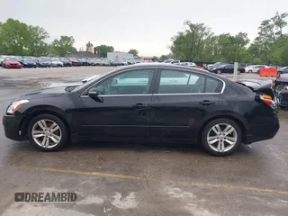 2012 Nissan Altima SR z VIN 1N4BL2AP9CC193846, wystawiony jako IAAI lot #42126067 z przebiegiem 137 470 mil mil oraz . Historia ofert i sprzedaży dostępna na DreamBid. Obrazek 15.